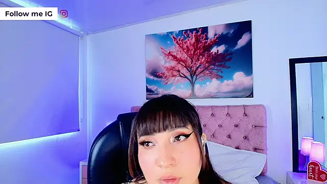 Emma monserrat online show from March 3, 2026, 7:43 pm