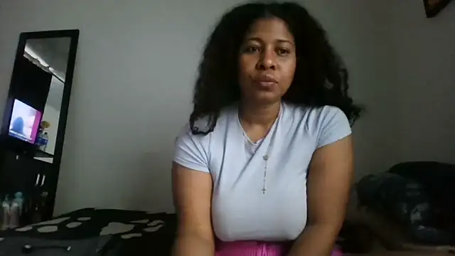 Ivon-09 online show from October 17, 2025, 11:56 am