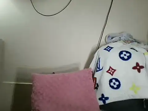 Ivon-09 online show from March 19, 2025, 1:07 pm