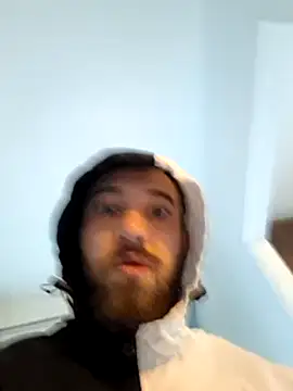 jorgeeetee18 online show from February 13, 2025, 1:15 pm