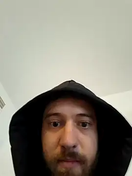 jorgeeetee18 online show from February 24, 2025, 10:26 am