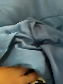 damianloki online show from April 28, 2026, 1:37 pm