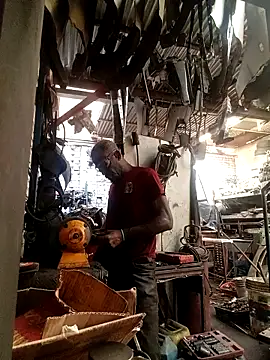 Yairelnegro online show from March 19, 2026, 7:47 pm