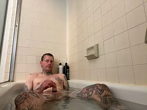 Snapshot of knottinchurch chatting on January 6, 2025, 8:46 am knottinchurch online show from January 6, 2025, 8:46 am