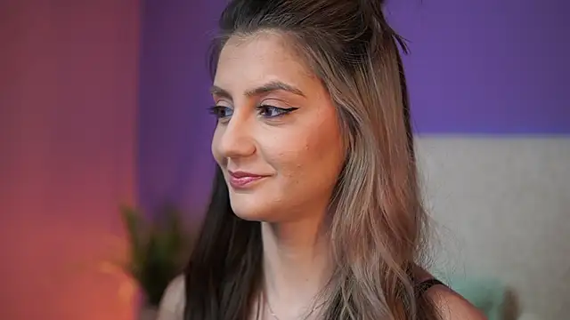 SabrinaHope online show from February 2, 2026, 10:53 pm