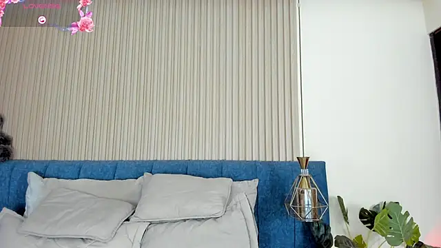 kathecute   online show from April 16, 2026, 1:39 am