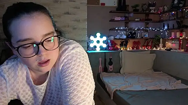 Kimberly-Caprice online show from January 17, 2026, 6:55 pm