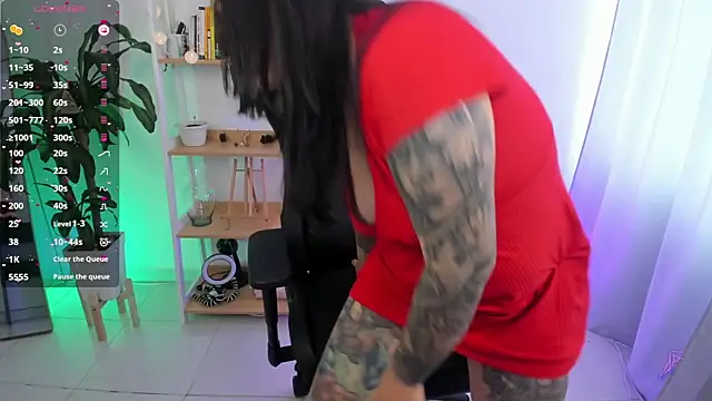 Snapshot of GretaX-X chatting on December 17, 2025, 4:45 pm GretaX-X online show from December 17, 2025, 4:45 pm