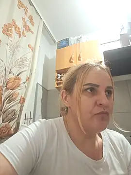 Malichkaanna30 online show from December 3, 2025, 5:34 pm