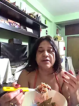 Snapshot of Hot_Queen77 chatting on March 4, 2026, 8:16 pm Hot Queen77 online show from March 4, 2026, 8:16 pm