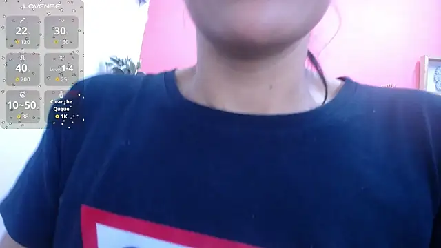 scarlet-foox online show from October 12, 2025, 3:13 pm