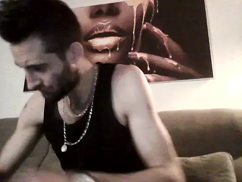 Bigkisslove online show from February 11, 2026, 1:27 am