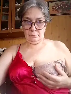 Snapshot of IrinaSweet54 chatting on February 2, 2025, 8:34 am IrinaSweet54 online show from February 2, 2025, 8:34 am