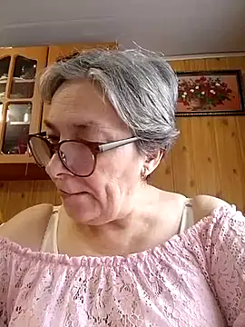 Snapshot of IrinaSweet54 chatting on February 4, 2025, 10:00 am IrinaSweet54 online show from February 4, 2025, 10:00 am