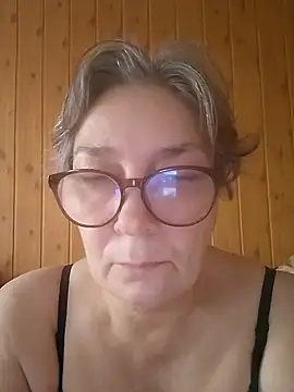 Snapshot of IrinaSweet54 chatting on February 11, 2025, 8:05 am IrinaSweet54 online show from February 11, 2025, 8:05 am