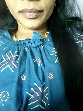 Snapshot of Ambika01 chatting on February 18, 2026, 6:55 am Ambika01 online show from February 18, 2026, 6:55 am