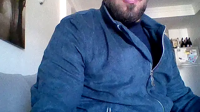 bobotatto online show from April 19, 2026, 6:25 am