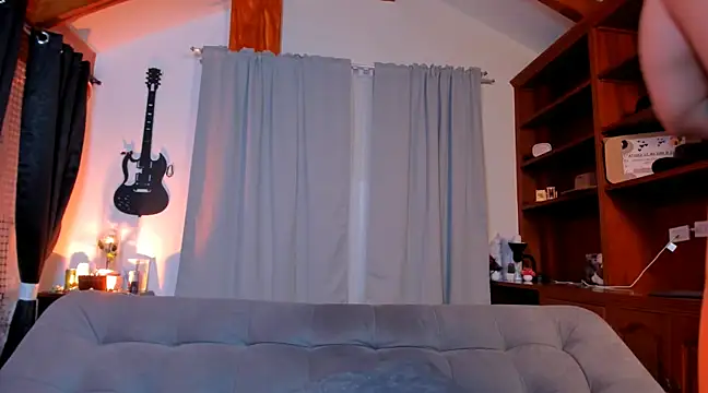 max dic1 online show from January 23, 2025, 2:33 am