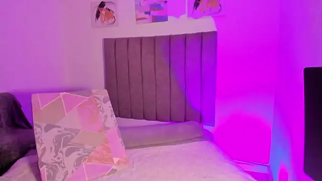 sarah  bigboobs online show from February 3, 2026, 9:14 am