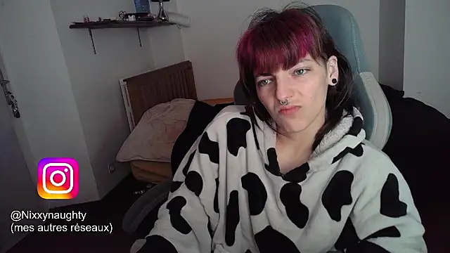 Nixxy naughty online show from March 17, 2025, 10:51 pm