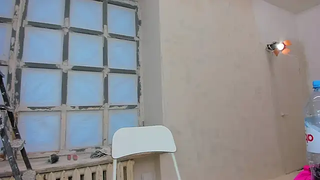 YourSuperModel online show from March 17, 2025, 2:12 pm