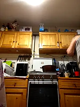 intx800 online show from November 7, 2025, 3:11 am