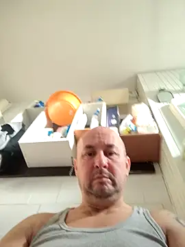 intx800 online show from December 21, 2025, 7:43 am