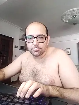 Snapshot of manokiitoo chatting on May 1, 2026, 2:44 pm manokiitoo online show from May 1, 2026, 2:44 pm