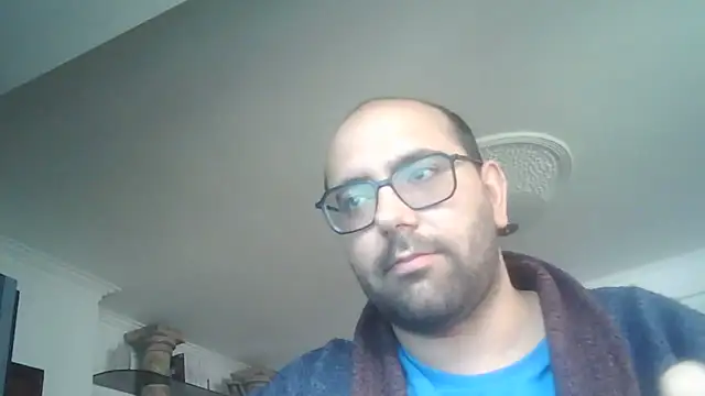 Snapshot of manokiitoo chatting on April 8, 2026, 12:06 pm manokiitoo online show from April 8, 2026, 12:06 pm