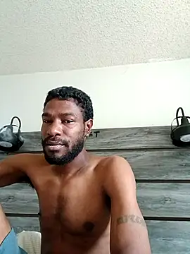 Mcoleman4642 online show from September 21, 2025, 1:49 pm