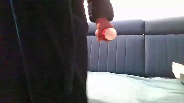 axecoman60 online show from March 5, 2025, 7:49 pm