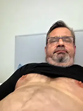 axecoman60 online show from February 17, 2026, 7:00 pm