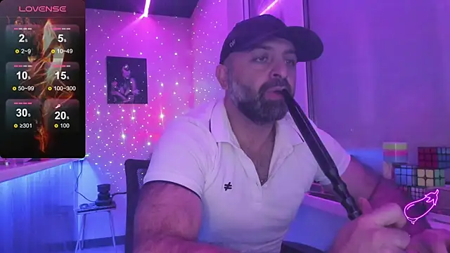 Snapshot of MAGABEAR077 chatting on October 20, 2025, 10:10 pm MAGABEAR077 online show from October 20, 2025, 10:10 pm