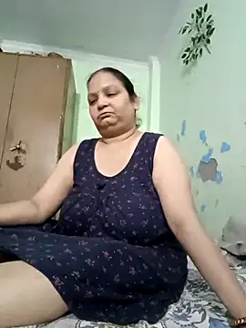 Snapshot of Kavya_kapoor chatting on September 15, 2025, 5:13 pm Kavya kapoor online show from September 15, 2025, 5:13 pm