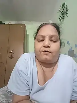 Snapshot of Kavya_kapoor chatting on October 3, 2025, 7:32 am Kavya kapoor online show from October 3, 2025, 7:32 am