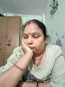 Snapshot of Kavya_kapoor chatting on October 1, 2025, 8:41 am Kavya kapoor online show from October 1, 2025, 8:41 am
