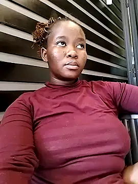 Snapshot of Iva_deep chatting on March 18, 2025, 12:17 pm Iva deep online show from March 18, 2025, 12:17 pm