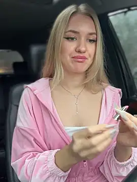 Devill Angel  online show from November 6, 2025, 9:35 am