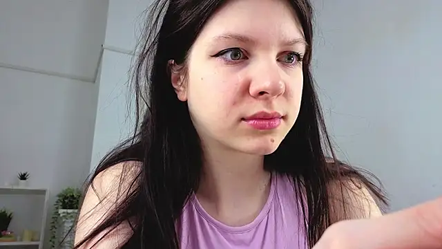 Baby Evalena online show from January 8, 2026, 5:02 am