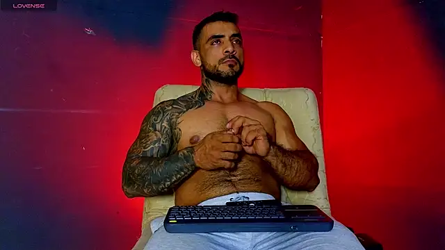 Snapshot of ERIC_HARRISON chatting on July 9, 2026, 3:07 am ERIC HARRISON online show from July 9, 2026, 3:07 am