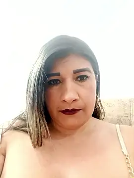 Snapshot of Hannahcandyy chatting on January 18, 2026, 4:54 pm Hannahcandyy online show from January 18, 2026, 4:54 pm