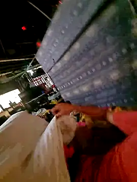 Snapshot of BillowedLeaper chatting on March 17, 2026, 4:32 pm BillowedLeaper online show from March 17, 2026, 4:32 pm