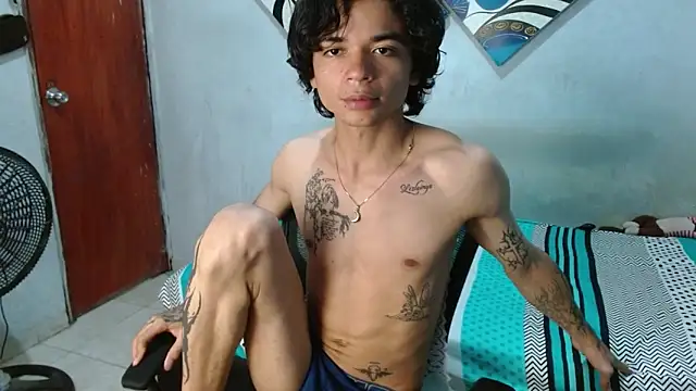 Lovebeng  online show from April 16, 2026, 12:33 am