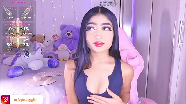 urfavprettygirl online show from July 13, 2026, 6:35 am