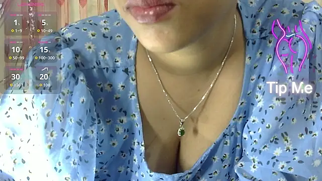 Preeti-Sexy online show from November 26, 2025, 4:45 am