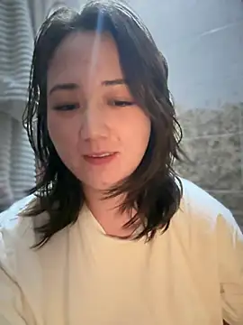 JoyFulLicss online show from February 23, 2025, 8:00 pm