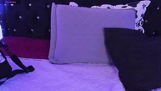 Ghosty Doll online show from November 20, 2025, 2:07 pm