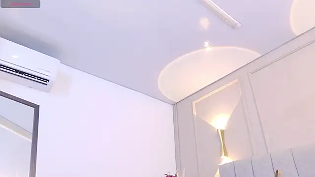 Snapshot of april_rousse chatting on October 15, 2025, 12:13 pm april rousse online show from October 15, 2025, 12:13 pm