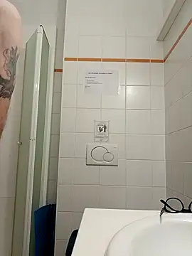 Snapshot of pascalino100 chatting on February 24, 2026, 7:09 am pascalino100 online show from February 24, 2026, 7:09 am