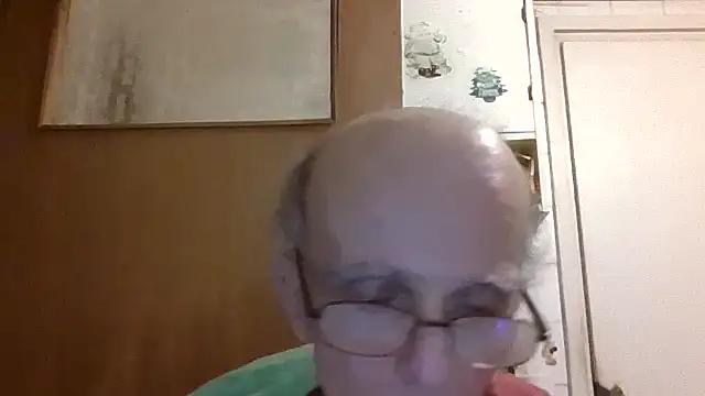 Snapshot of mariusica1@xh chatting on May 27, 2026, 11:01 pm mariusica1xh online show from May 27, 2026, 11:01 pm